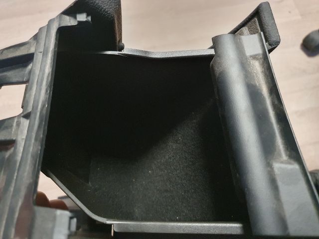 bontott SKODA SUPERB II Bal első Tároló Rekesz