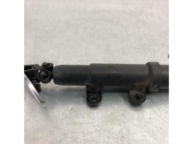 bontott SKODA SUPERB II Bal Fényszórómosó Fúvóka