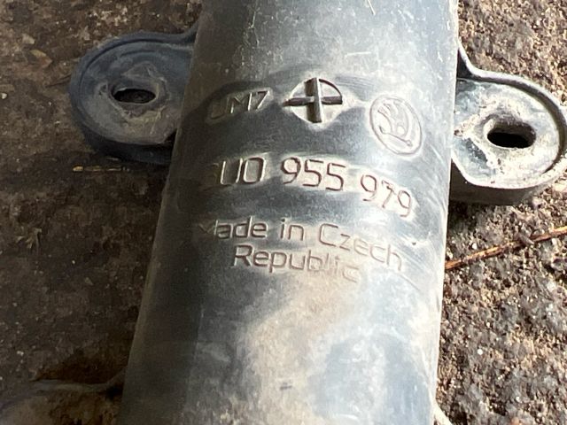 bontott SKODA SUPERB II Bal Fényszórómosó Fúvóka