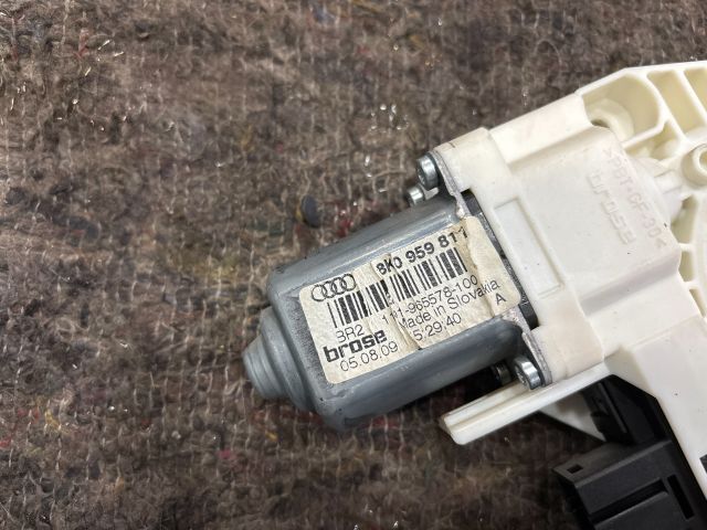 bontott SKODA SUPERB II Bal hátsó Ablakemelő Motor