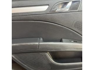 bontott SKODA SUPERB II Bal hátsó Ajtó Kárpit