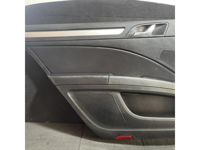 bontott SKODA SUPERB II Bal hátsó Ajtó Kárpit
