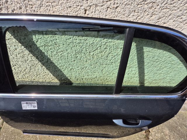 bontott SKODA SUPERB II Bal hátsó Ajtó (Részeivel)