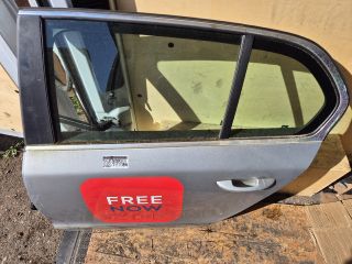 bontott SKODA SUPERB II Bal hátsó Ajtó (Részeivel)