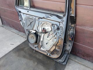 bontott SKODA SUPERB II Bal hátsó Ajtó (Részeivel)