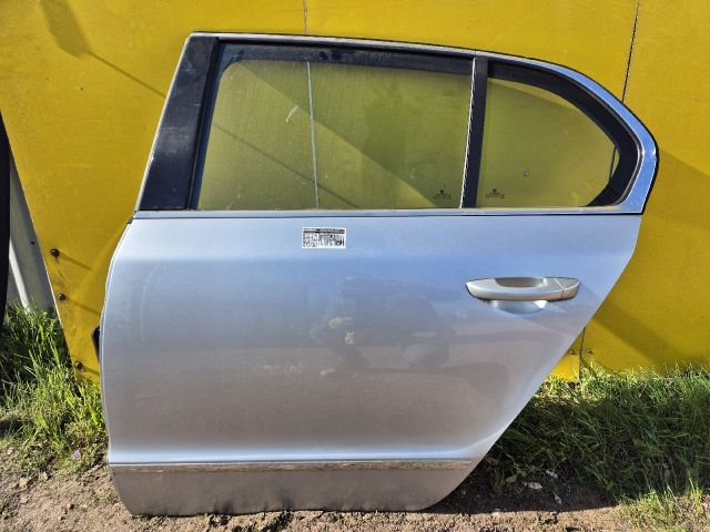 bontott SKODA SUPERB II Bal hátsó Ajtó (Üres lemez)