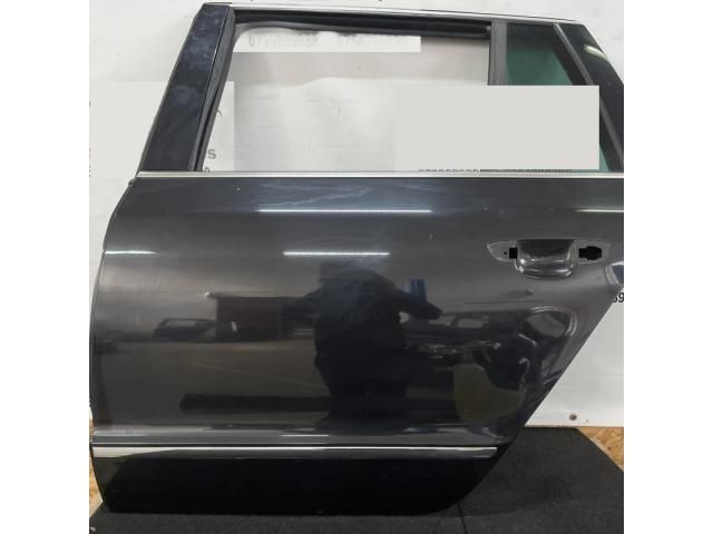 bontott SKODA SUPERB II Bal hátsó Ajtó (Üres lemez)