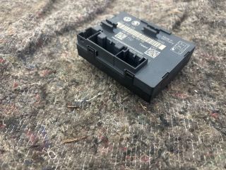 bontott SKODA SUPERB II Bal hátsó Ajtó Vezérlőegység