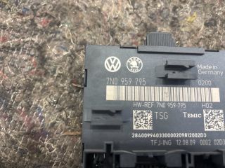 bontott SKODA SUPERB II Bal hátsó Ajtó Vezérlőegység