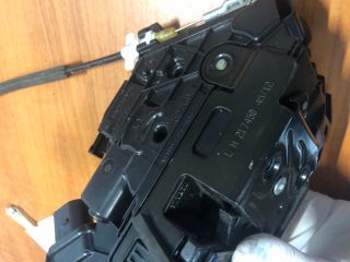 bontott SKODA SUPERB II Bal hátsó Ajtózár