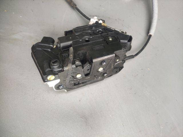 bontott SKODA SUPERB II Bal hátsó Ajtózár