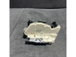 bontott SKODA SUPERB II Bal hátsó Ajtózár