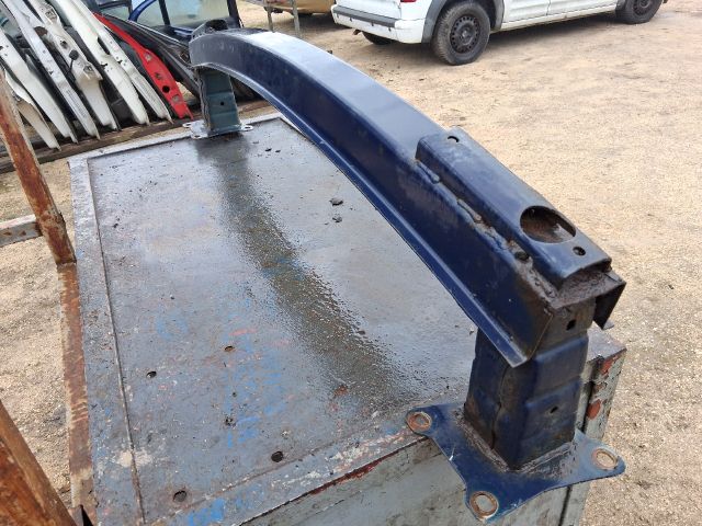 bontott SKODA SUPERB II Bal hátsó Lökhárító Merevítő (Fém)