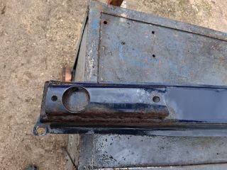 bontott SKODA SUPERB II Bal hátsó Lökhárító Merevítő (Fém)