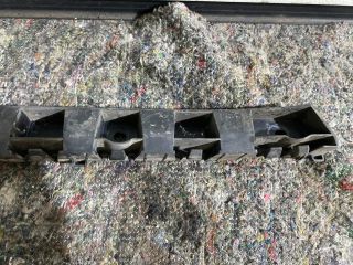 bontott SKODA SUPERB II Bal hátsó Lökhárító Tartó (Műanyag)