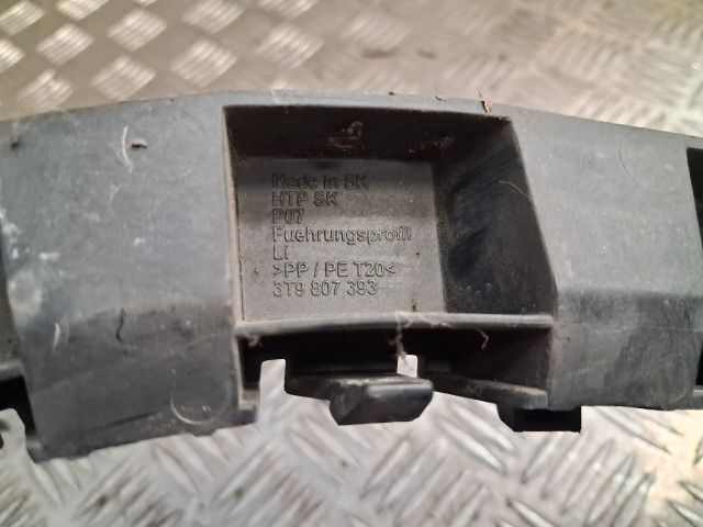 bontott SKODA SUPERB II Bal hátsó Lökhárító Tartó (Műanyag)