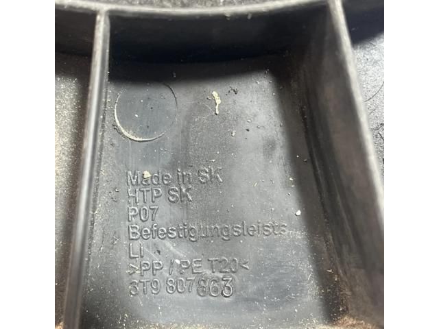 bontott SKODA SUPERB II Bal hátsó Oldal Lökhárító Tartó (Műanyag)