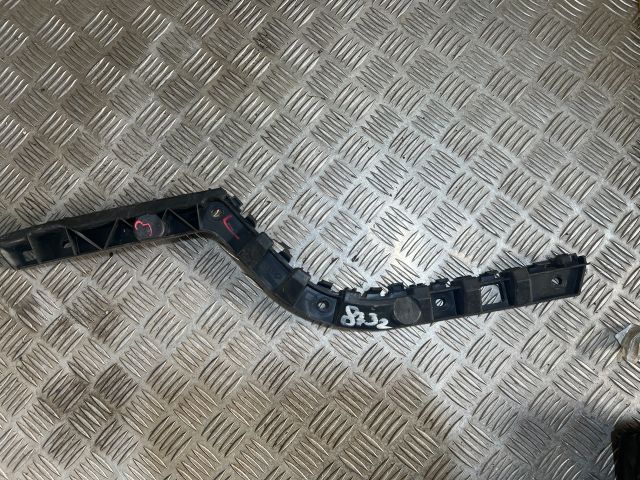 bontott SKODA SUPERB II Bal hátsó Oldal Lökhárító Tartó (Műanyag)