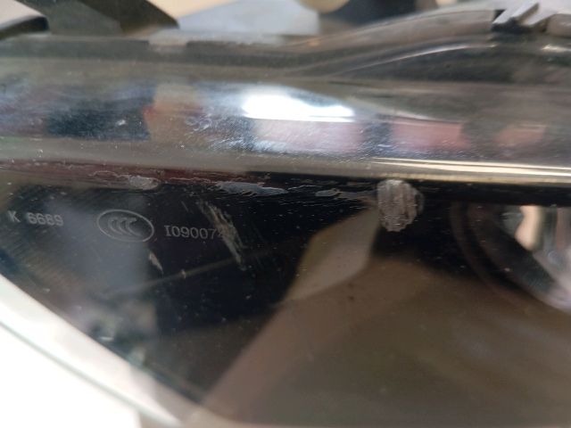 bontott SKODA SUPERB II Bal Ködfényszóró