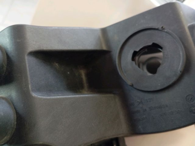 bontott SKODA SUPERB II Bal Ködfényszóró