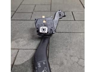 bontott SKODA SUPERB II Bal Kormánykapcsoló Irányjelző