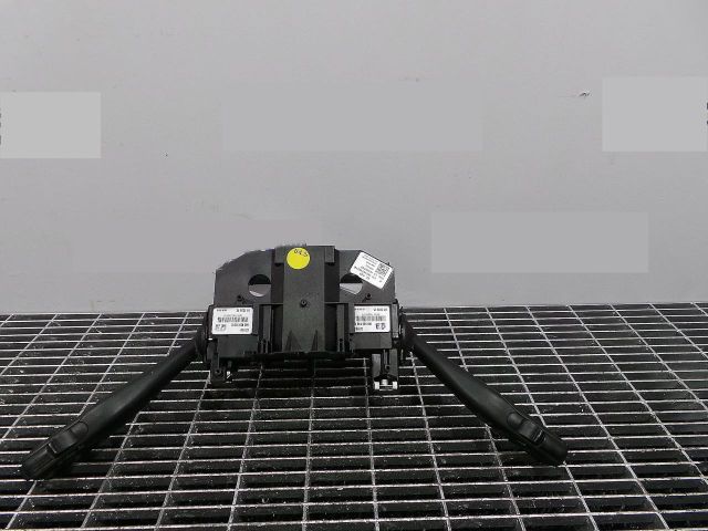 bontott SKODA SUPERB II Bal Kormánykapcsoló Irányjelző