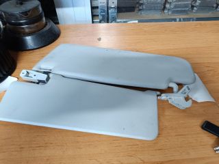 bontott SKODA SUPERB II Bal Napellenző