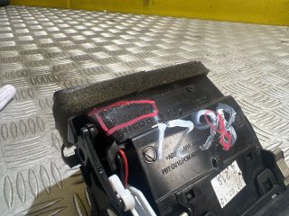 bontott SKODA SUPERB II Bal Szellőző Keret