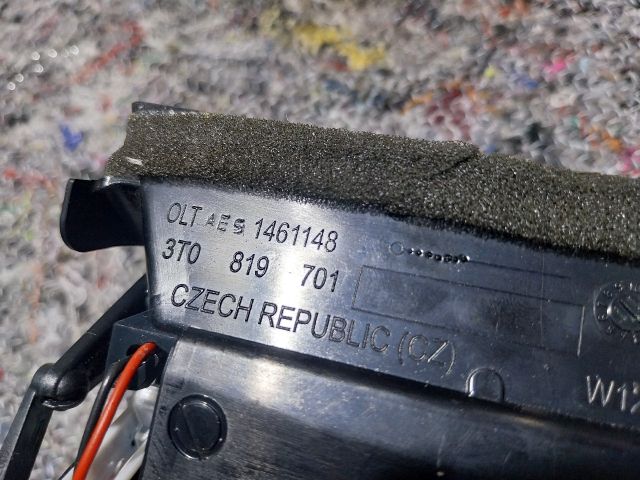 bontott SKODA SUPERB II Bal Szellőző