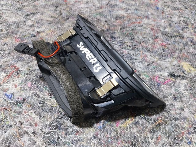 bontott SKODA SUPERB II Bal Szellőző