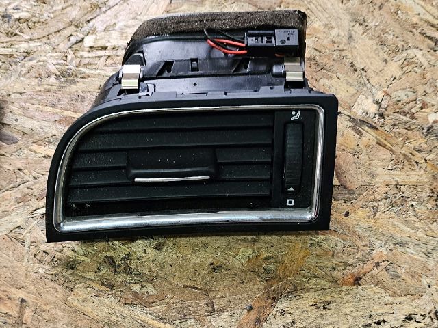 bontott SKODA SUPERB II Bal Szellőző