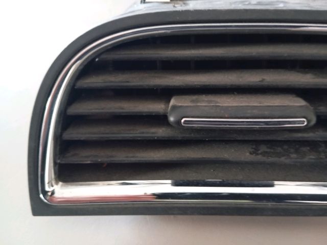 bontott SKODA SUPERB II Bal Szellőző