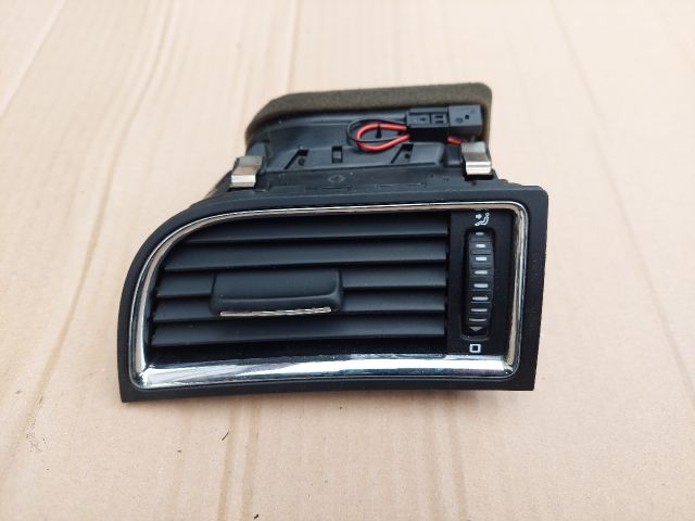 bontott SKODA SUPERB II Bal Szellőző