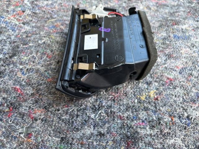 bontott SKODA SUPERB II Bal Szellőző