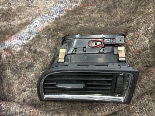 bontott SKODA SUPERB II Bal Szellőző