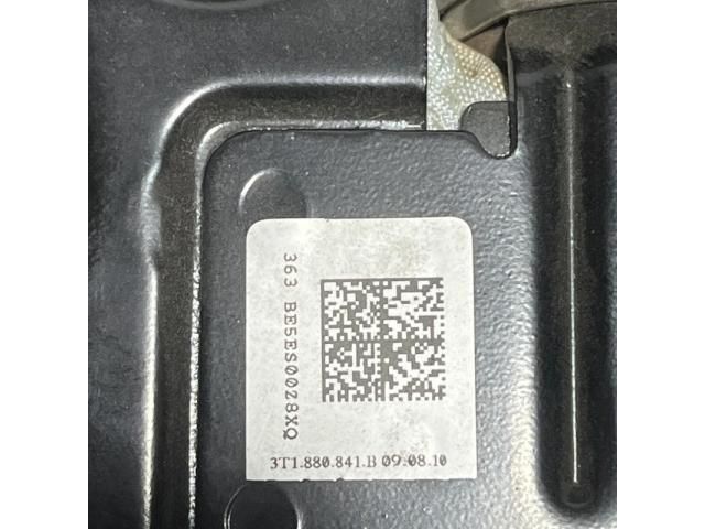 bontott SKODA SUPERB II Bal Térdlégzsák