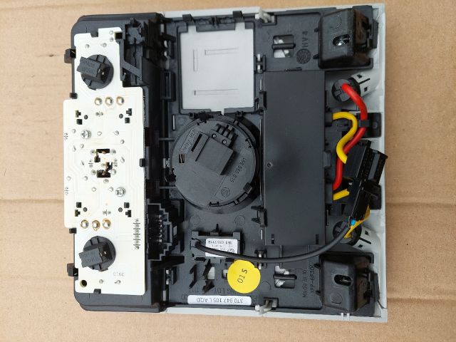 bontott SKODA SUPERB II Belső Világítás Tetőablak Vezérlővel