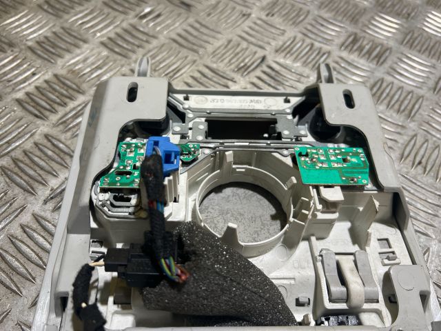 bontott SKODA SUPERB II Belső Világítás Vezérlő Modul