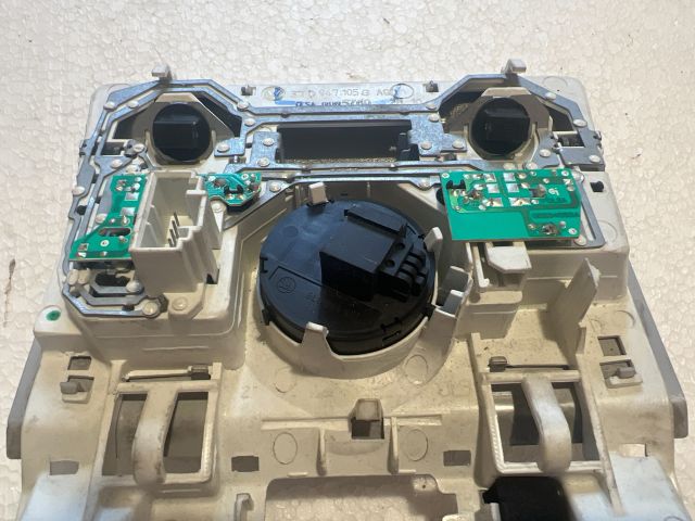 bontott SKODA SUPERB II Belső Világítás Vezérlő Modul