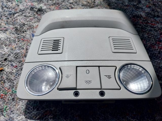 bontott SKODA SUPERB II Beltér Világítás Első