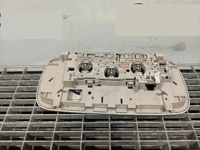 bontott SKODA SUPERB II Beltér Világítás Első