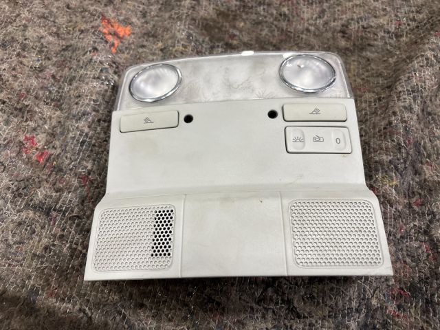 bontott SKODA SUPERB II Beltér Világítás Első