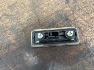 bontott SKODA SUPERB II Csomagtér Nyitó Kar / Gomb