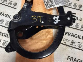 bontott SKODA SUPERB II Csomagtérajtó Bal Zsanér