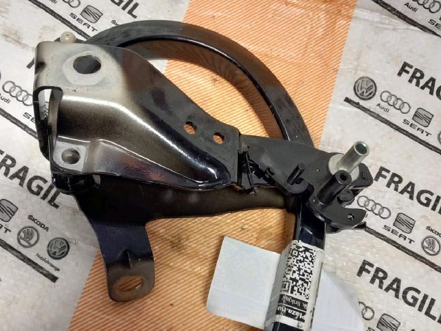 bontott SKODA SUPERB II Csomagtérajtó Bal Zsanér