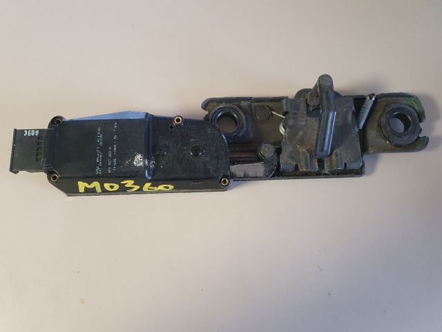 bontott SKODA SUPERB II Csomagtérajtó Motor Elektronika