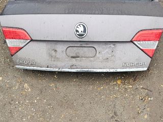 bontott SKODA SUPERB II Csomagtérajtó (Üres lemez)