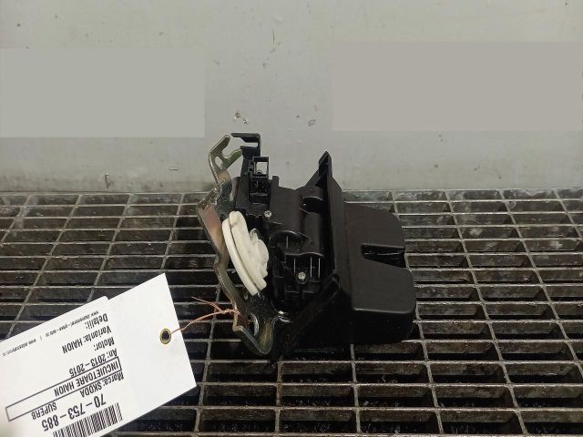 bontott SKODA SUPERB II Csomagtérajtó Ütköző