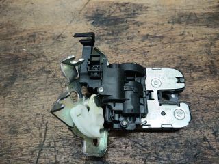 bontott SKODA SUPERB II Csomagtérajtó Zárszerkezet