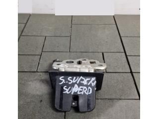 bontott SKODA SUPERB II Csomagtérajtó Zárszerkezet